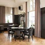 Western Baars Hotel 4*