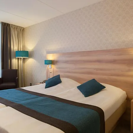 Hotel Western Baars 4*