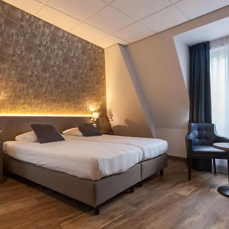 Western Baars Hotel 4*