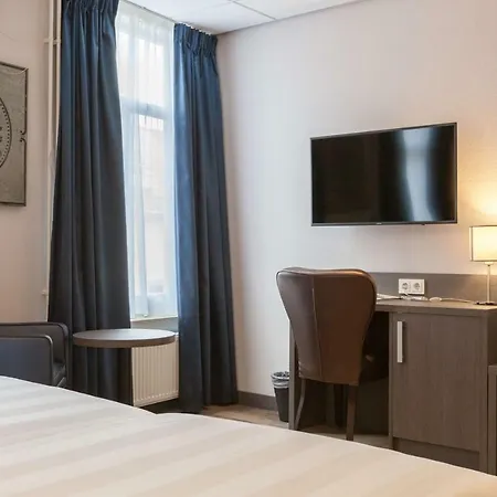 Western Baars Hotel 4*