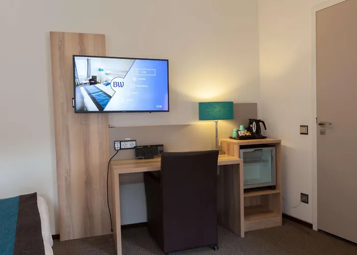 Western Baars فندق