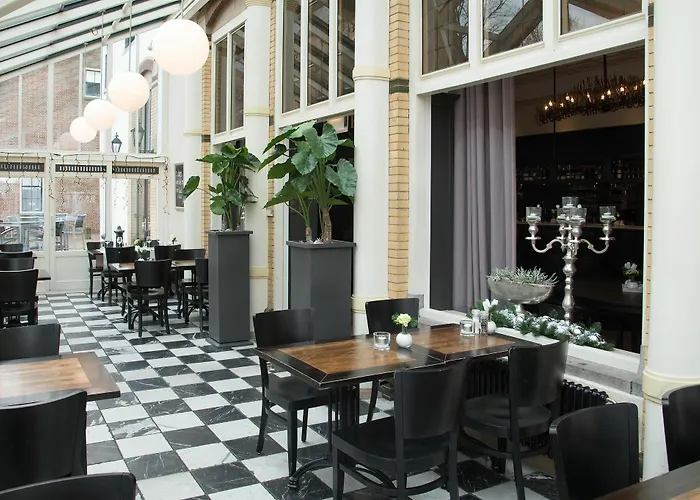 فندق Western Baars 4*