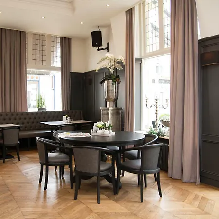 Western Baars Otel 4*