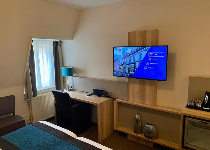 Отель Western Baars 4*